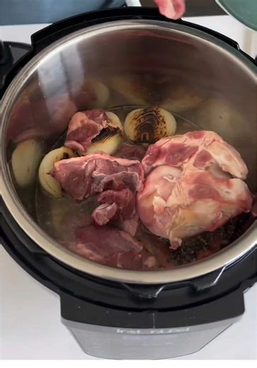 Why did no one tell me it’s this easy to make soup in the Instant Pot RIO?! 🫢🍲 Just chop, sauté, and let the RIO do its magic. 🪄 Less effort, more slurp-worthy comfort. 🙌✨