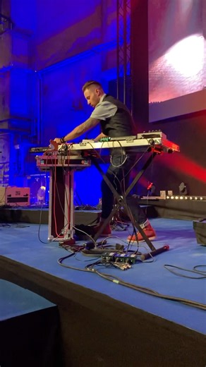 Modulshtein solo performance