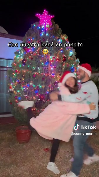 La Magia de Navidad: Nuestro Primer Árbolito Creciendo