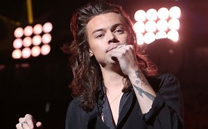 one direction ——fire proof 现场，Harry focus