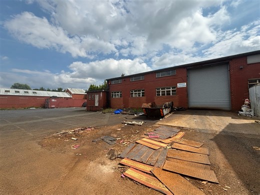Industrial Property for Sale in Bolton Road Industrial Estate, Bolton Rd, Bolton, BL5 3JG - 3,600 sq ft | LoopNet