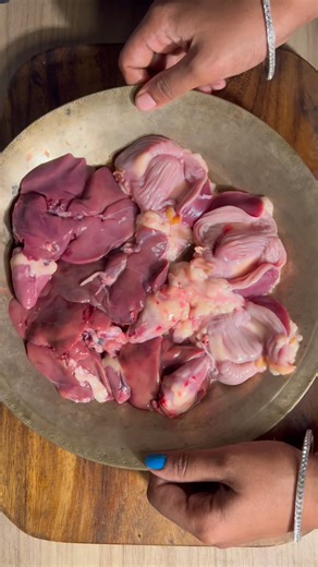 Desi Chicken Karata Kalija Kasa(କରଟା କଲେଜା କସା) 🍗🔥🥘||#odia #shorts #viral #recipe #minivlog