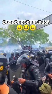 1.9M views · 10K reactions | Duar Duor Duar Duor Jan Iku Ono Dulur Apa Tonggo Mu Ora , Demo Di Kab. Pati 13-08-2025 #demo #pati #reel #demopati #bupati #fyp #viral #pajak #pbbp2 #bupatipati | Martha Megumi | Facebook