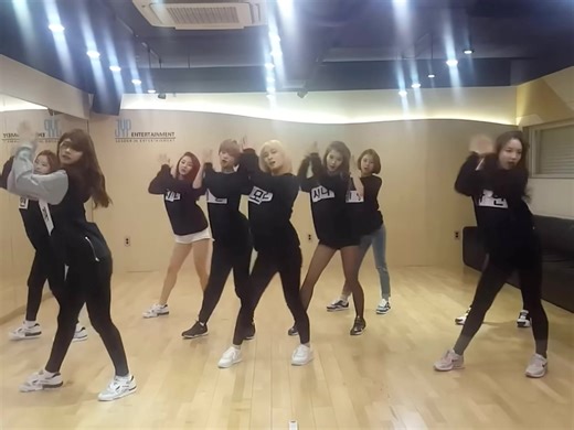 ‏#twice #likeoohahh #trend | like ooh ahh dance break