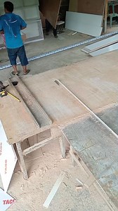 171K views · 587 reactions | The material used to make furniture, namely pressed wooden blocks and coated with a melamine finish. Blokmil Description Wooden blocks measuring 4-5 cm are pressed using a machine and coated with a melamine finish Superiority Light and affordable Lack Not strong enough to withstand heavy loads, rots easily, more suitable for use on indoor furniture.#carpenter #bahaninterior | Pepen disain interior | Facebook