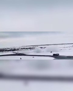 An An-12 cargo aircraft veered off the runway due to a snowdrift after landing at Novy Urengoy Airport in Russia earlier today. ❄️✈️🇷🇺 #AN12 #RunwayExcursion #AviationNews | Aviation Passion