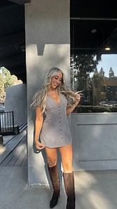 fall hair refresh @glamgoddessnikki 🍂🍁🤎 #fallhairtrends #fallhaircolor #blondehairstyles #handtiedweft #lushlocks #fallboots | Zoë Klopfer.