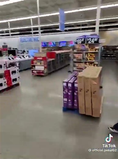 Pokemon Scalper is Clueless When Another Pokemon Card Scalper Takes His Loot