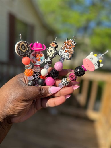 Custom Tumbler Creations for Stylish Drinkware