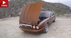 This 575HP LS3 V8-Swapped Jaguar XJ8L Is A Project Done Right | Carscoops
