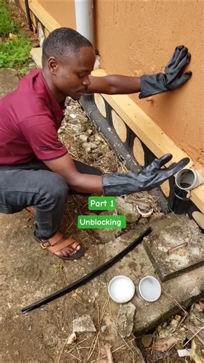 Part 1.How to unblock a sitting toilet #plumbing #toilettips