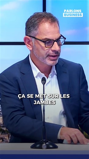 Ski~Mojo, la performance sur les pistes sans compromis sur le confort. Equipez-vous de cet exosquelette léger et performant qui accompagne toutes vos journées de ski. Grâce à sa technologie d’assistance mécanique, vous profitez d’une glisse plus fluide et plus précise, tout en respectant vos sensations naturelles. Que ce soit pour enchaîner les descentes ou skier plus longtemps en famille, Ski~Mojo devient votre meilleur allié cet hiver. | Ski-Mojo