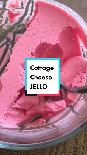 Trying out cottage cheese jello using the recipe by @Maddi Bazzocco 😁 #cottagecheesejelly #jellorecipe #cottagecheeserecipe #highproteindessert #highproteinsnack #healthydessert