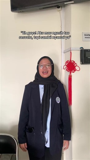 Bukan waktunya nyantai-nyantai😯 Ayo persiapkan dirimu untuk TOEFL!🤩 Ingin skor TOEFL impianmu tercapai? Yuk segera ikuti TOEFL Preparation Course dari Balai Bahasa Universitas Negeri Malang! 🚀 🗓️ Periode: 30 Maret - 27 April 2026 ✅ 40 pertemuan offline 💰 Biaya: Rp2.000.000 📜 Fasilitas: Pre test & Post test, 3 modul (Listening, Reading, Structure), Training Kit, dan Sertifikat. Yuk daftarkan dirimu segeraa🥳 #TOEFLMalang #toefl #toeflpreparation