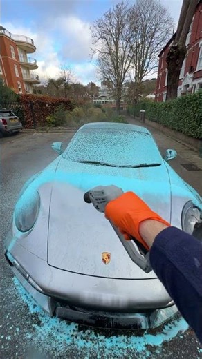 Satisfying Blue Foam Wash ❄️