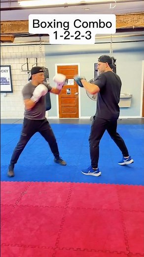 One of the best beginner combos in boxing 1-2-2-3