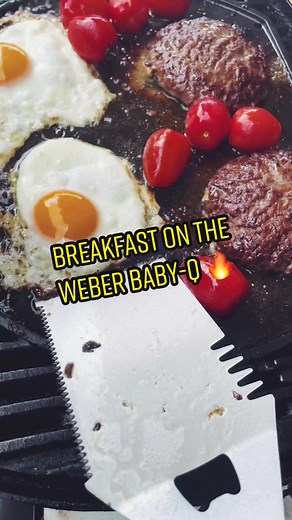 Cooking Breakfast on Weber Baby-Q with Q2000 Plate