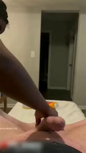 She made this waxing session So exciting when she made me hard.she touched it, shaked it and I C*m💦https://t.co/mNmDEkYr06Watch full video Check Link in B.i.o..