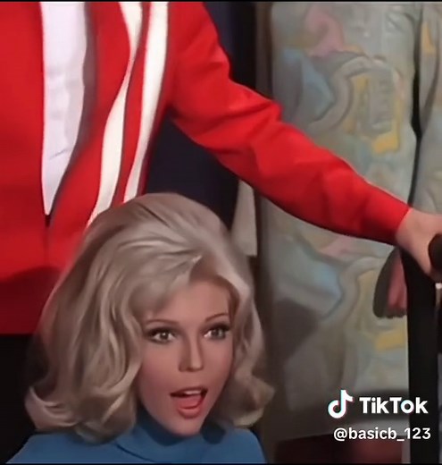 Nancy Sinatra & Elvis Presley: Iconic Duo Explained