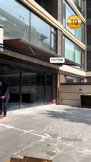 9.3K views · 42 reactions | An electrically operated retractable awning that can be installed against a wall. It extends and retracts smoothly.#awnings #fabricawning #cassetteawning #electricawning #retractableawning #electric #outdoor #deco #tottme #chinawindoors | Chinatottmetal | Facebook
