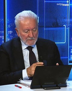 𝗣𝗲𝗿𝗰𝗵𝗲́ 𝗹'𝗜𝘁𝗮𝗹𝗶𝗮 𝗻𝗼𝗻 𝘃𝗮 𝗮𝗶 𝗠𝗼𝗻𝗱𝗶𝗮𝗹𝗶 𝗱𝗶 𝗰𝗮𝗹𝗰𝗶𝗼 𝗺𝗮 𝘁𝗿𝗶𝗼𝗻𝗳𝗮 𝗻𝗲𝗹 𝗧𝗲𝗻𝗻𝗶𝘀? 💭 Francesco Ghirelli, presidente della Lega Pro dal 2018 al 2022, vice-presidente della Federazione Italiana Giuoco Calcio, ha risposto a questa domanda nella puntata speciale di Tennis Talk dedicata al sorpasso, in termini di ricavi, del Tennis sul calcio. | SuperTennis TV