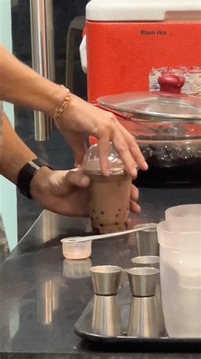 Chocolate bubble tea making #risenrice #food | beer venuma song mix #tea #bubbletea #trending