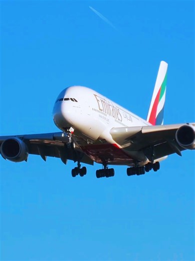 Emirates Airbus A380: Landing and Takeoff Experience