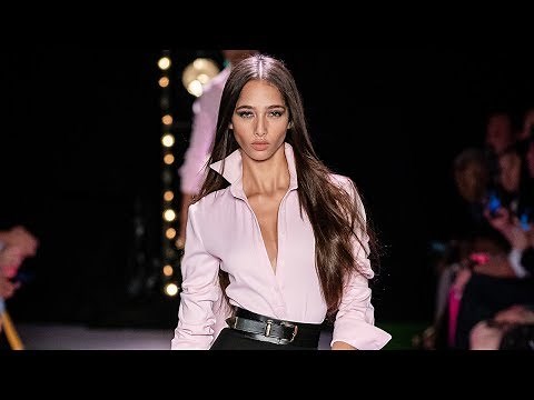 GLAMOURTV The Slick Yasmin Wijnaldum