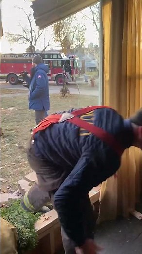 Taylor Kinney | Behind the Scenes - Chicago Fire Season 11