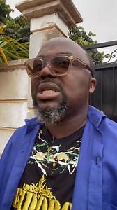 Breaking News Octobre 2025 Mot d’orde du Moulinex: on ne pleure pas en route, si tu veux pleurer pleure dans ta chambre😜 Le Breaking News de ce jour est en Bulu et il vous est offert par l’application Bibala , téléchargeable pour androïd sur Play Store / Google Play. La version Apple disponible bientôt. #Bibala #BibalaApp #J'apprendsMaLangue #LanguesLocales #TaLangueMaternelle | Valery Ndongo Pro