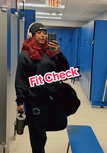 Back to the program …. Fit check !!!!! #fitcheck #ootd #gymfit #gymoutfit