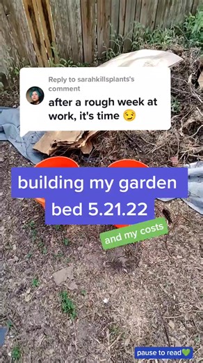 Reply to @sarahkillsplants #gardening #gardenbed #buildgardens #gardencost #mulchpile #compostpile #soil #firstyeargarden #FrunktheBeat