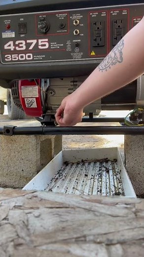 #harborfreight Predator 4375 #generator How to Undo Drain Bolt & drain oil/oil change #shorts #diy