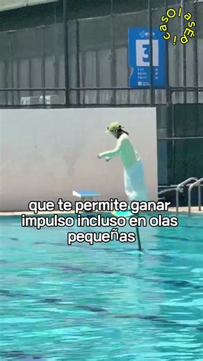 Surf volando sobre el mar 🚀 Hydrofoil épico #hydrofoil #surfEspaña #surfLatam #surfextremo #shorts