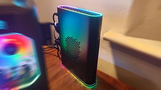 OneXGPU 2 eGPU Review: Radeon RX 7800M Turns Modest PCs Into Gaming Beasts