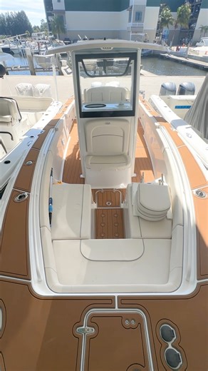 🚤✨ Ever wonder what really goes into a Hi-Tech Deck install? Come with us behind the scenes and see how your dream deck comes to life — step by step. From digitizing to CNC precision cutting… From surface prep to flawless installation… Every detail is engineered to fit YOUR boat perfectly. Here’s how we do it👇 🔹 Step 1: Scan We digitally measure every contour, hatch, and surface for a perfect fit. 🔹 Step 2: Design & Approvals You choose the color, pattern, logos — we show you the full layout