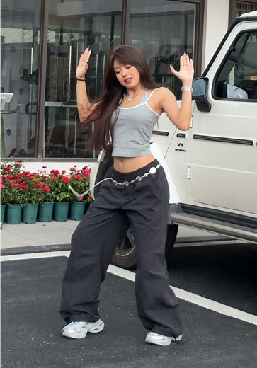 Dance Challenge: Shake It to the Max!