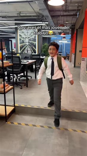 MemeOps on Instagram: "ocurre más de lo que uno creería #whatif #consejosdelhogar #Shitpots #Office #Funny #videos #Repost #Office #Humorgodín #Programming #Tech #life #Code #life #Linux #Tux #Tech #meme #Programmation #Code #life #Code #vibes"