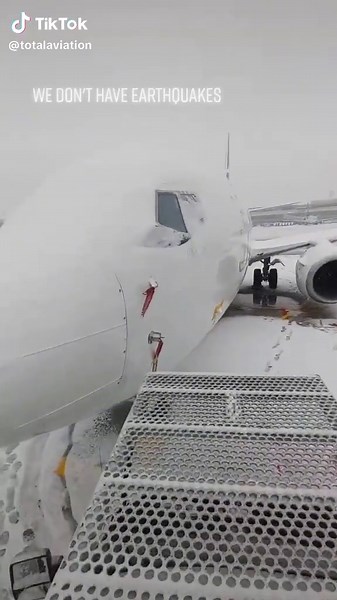 Canadian Winter Aircraft Maintenance in Canada