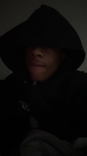 finger guy (@lemmefinger)’s videos with Z Nem - Ydtheillest