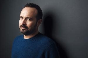 Kostas Makedonas - Lirik Ουσίες κι οινοπνεύματα (Ousies ki oinopnevmata) (Ousi