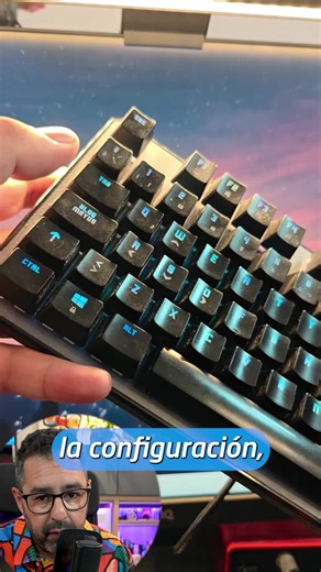 Hoy te enseño cómo activar y usar Aero Shake en Windows para ganar productividad. Con un simple movimiento puedes minimizar todas las ventanas excepto la que usas. Este truco te ayuda a trabajar con más orden y rapidez en tu PC. Resumen: ⭐ Pulsar Windows I ➝ Configuración ➝ Sistema ➝ Multitarea ➝ activar Aero Shake. ⭐ Agitar la barra de título de una ventana para minimizar las demás automáticamente. ⭐ Repetir el gesto para restaurar todas las ventanas a su estado original. #windows #productivida