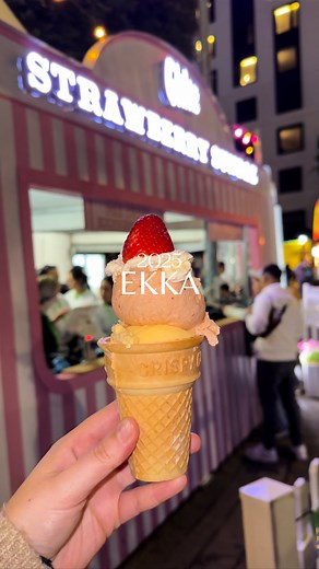 Brisbane Food & Travel Adventure on Instagram: "Everything we ate at the EKKA 2025 😱🙌 I’ve included prices for everything we tried so you can have an idea - things definitely are pricey this year but you can definitely plan your trip ahead to @theekka 🙌 Firstly definitely catch public transport - it’s $0.50 compared to what I’ve seen people paying for parking and even having to walk far… The train literally drops you right inside the Ekka or get off at RBWH bus way across the road 🚞 Ticket e