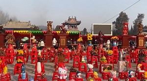 4.5M views · 12K reactions | In our special series "China Life", CGTN editors give you a glimpse into how they celebrate the Spring Festival. In this episode, Xu Xiaoxiao shows us the holiday atmosphere in Handan City, Hebei Province. She walks us around a bustling temple fair and enjoys some authentic northern cuisine. #SpringFestival2023 | CGTN | Facebook