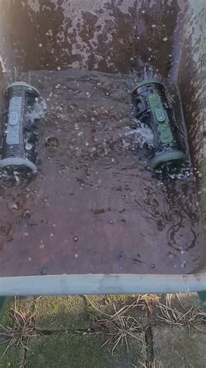 2x JBL Charge 5 (ND VS TL) LOW FREQUENCY MODE Water Basstest #jblcharge3 #lfm