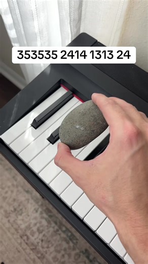 Recognize this? #piano #pianotutorial #fyp #tutorial #easy | Piano Tutorials