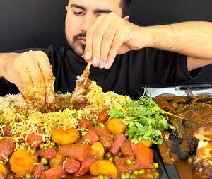 22K views · 1.7K reactions | ASMR-EATING MIX VEGGIES CURRY SPICY MUTTON CURRY WITH RICE EXTRA GRAVY | Eating ASMR | Facebook