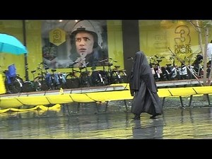 Wearing a burqa in the city center