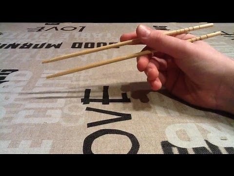 Anleitung: Mit Stäbchen essen - so geht's