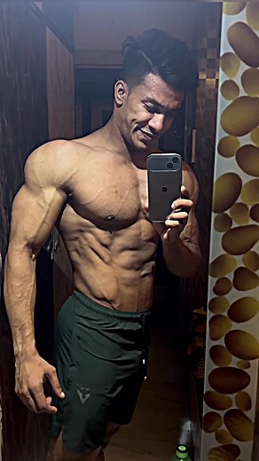 body builder status video #bodybuilding #foryou #foryoupage #android #bodybuilding